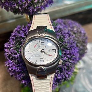 Kenneth Cole Reaction watch